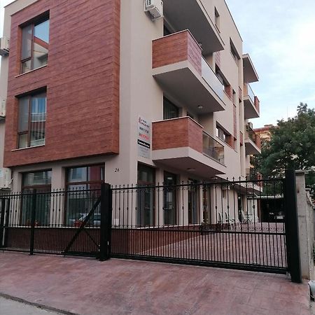 Дунав Билдингс Pleven Exterior foto